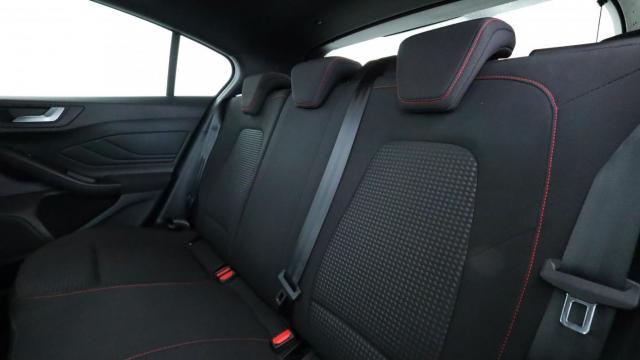 Ford Focus image 4