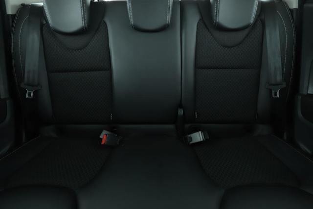 Renault Clio Estate image 6