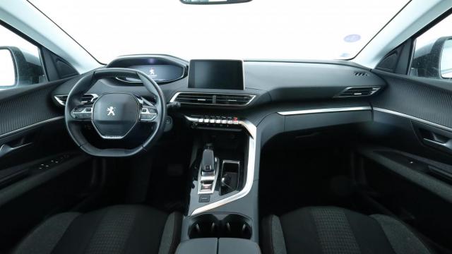 Peugeot 3008 image 8