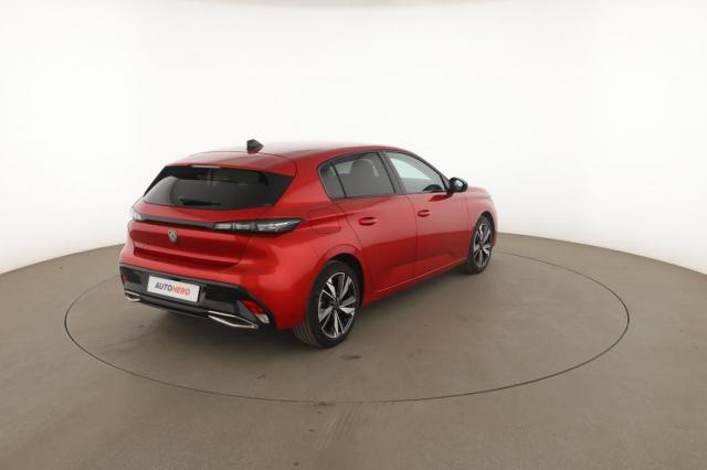 Peugeot 308 image 8