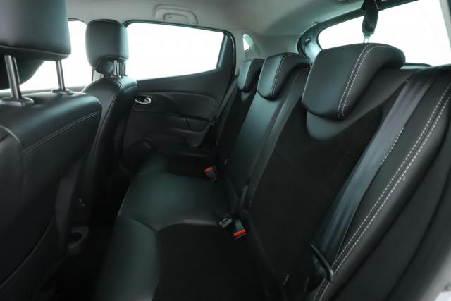 Renault Clio image 9