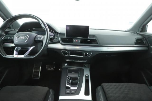 Audi Q5 image 1
