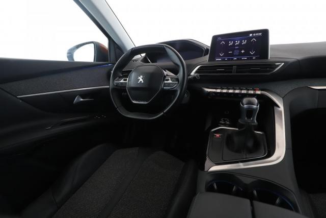 Peugeot 3008 image 1