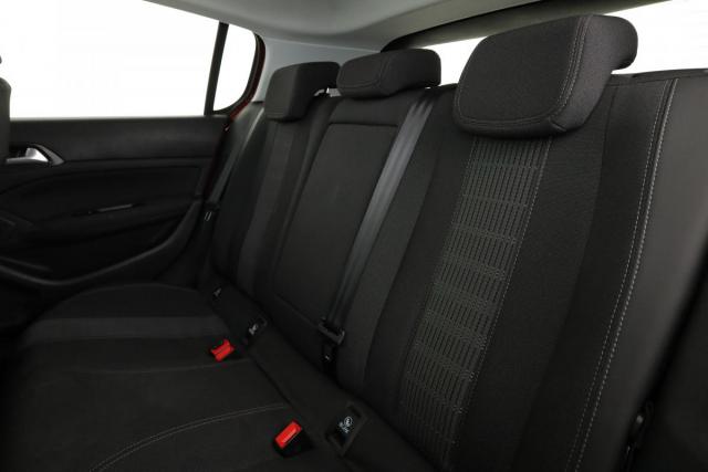 Peugeot 308 image 3