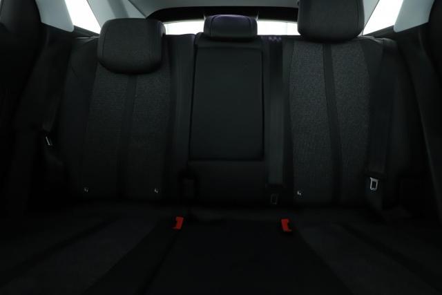 Peugeot 3008 image 1