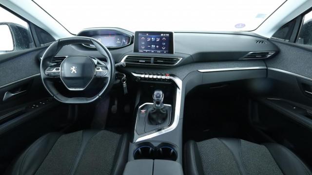 Peugeot 3008 image 9