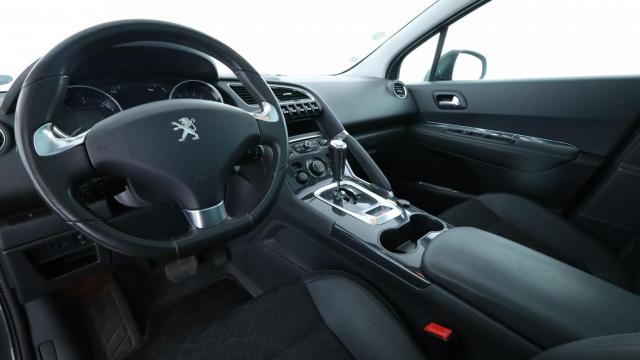Peugeot 3008 image 3