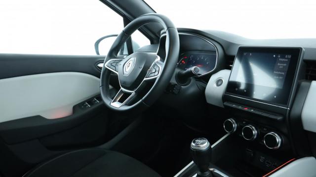 Renault Clio image 8