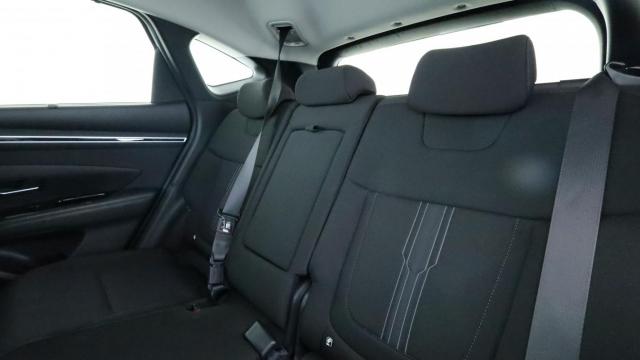 Hyundai Tucson image 9