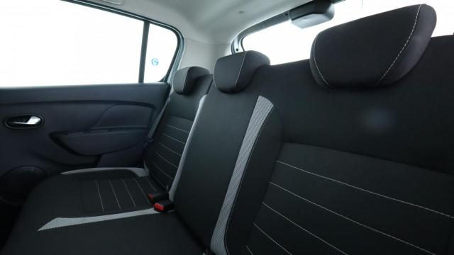 Dacia Sandero Ii image 2
