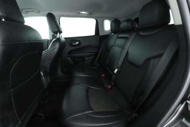 Jeep Compass image 8