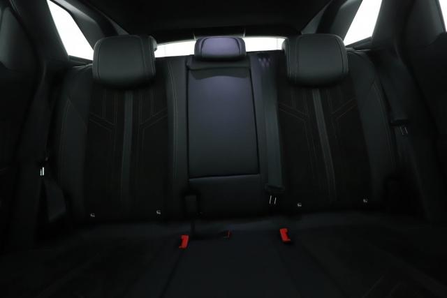 Peugeot 3008 image 2