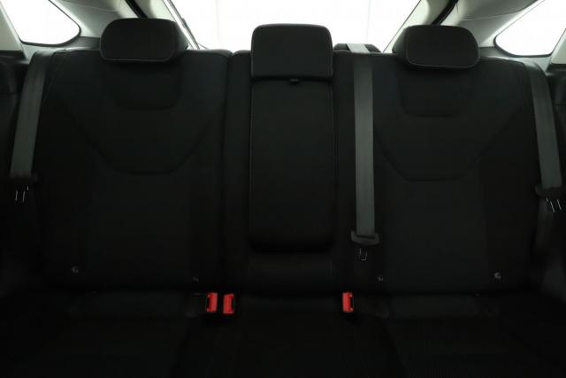 Ford Mondeo image 6