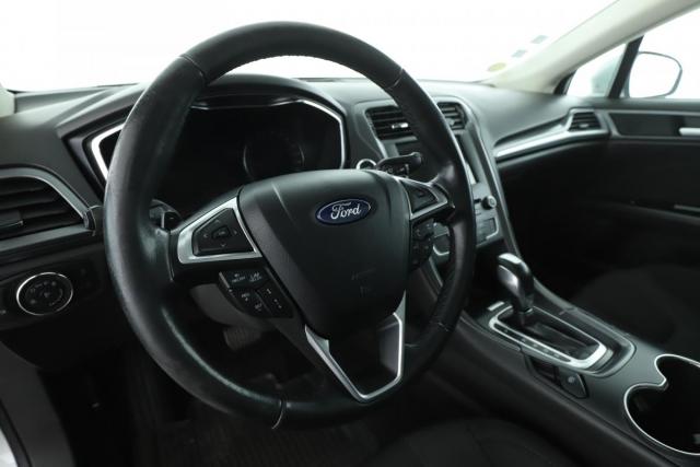Ford Mondeo image 3