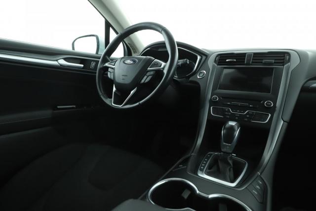 Ford Mondeo image 4
