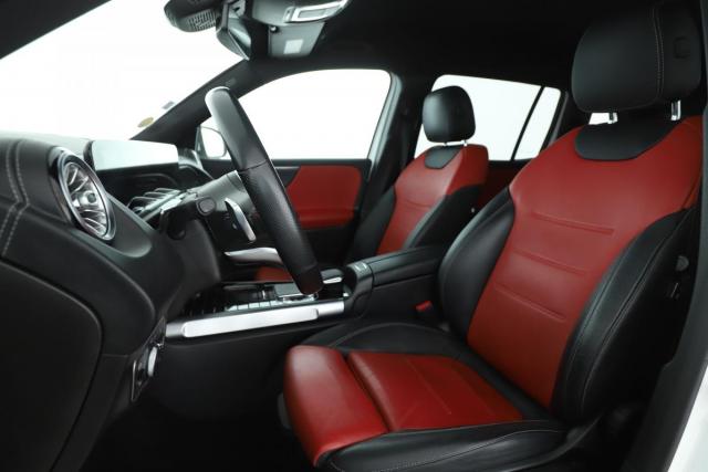 Mercedes Benz Glb image 5