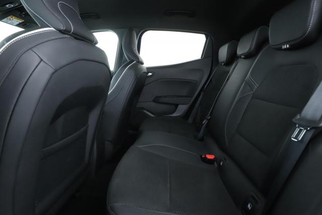 Renault Clio image 6