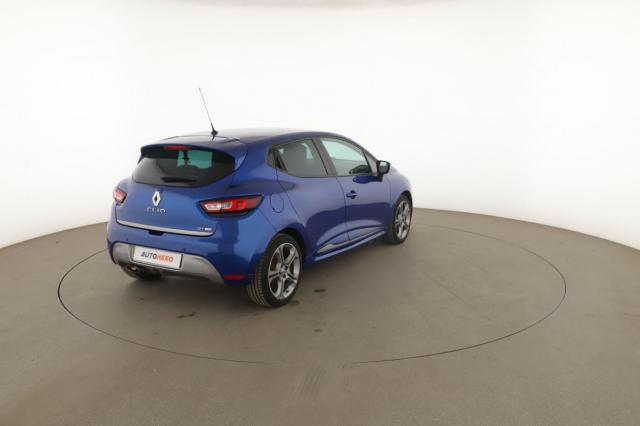 Renault Clio image 9