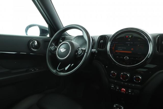 Mini Countryman image 8