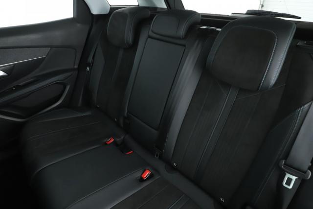 Peugeot 3008 image 3
