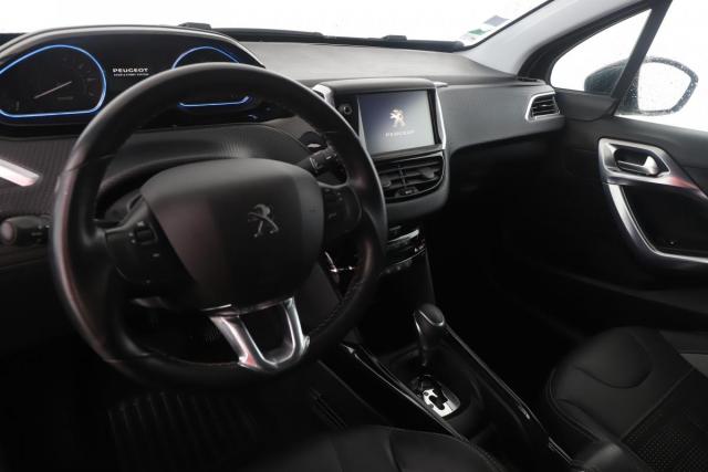 Peugeot 2008 image 9