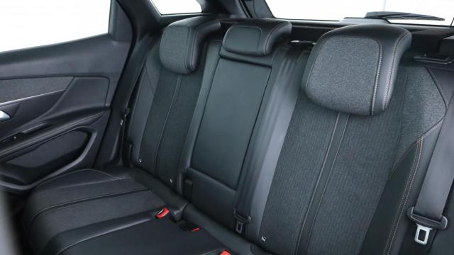 Peugeot 3008 image 6