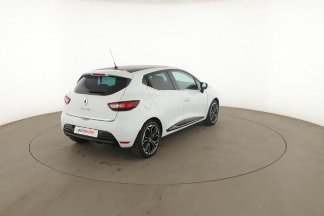 Renault Clio image 9