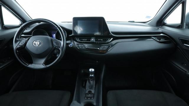 Toyota C-Hr image 3