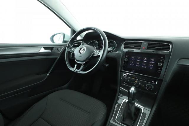 Volkswagen Golf Sw image 7