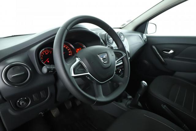 Dacia Sandero Ii image 2
