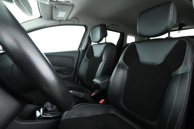 Renault Clio Estate image 9