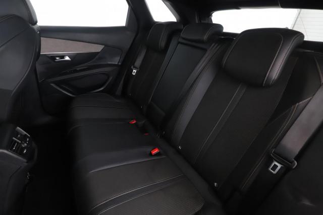 Peugeot 3008 image 6
