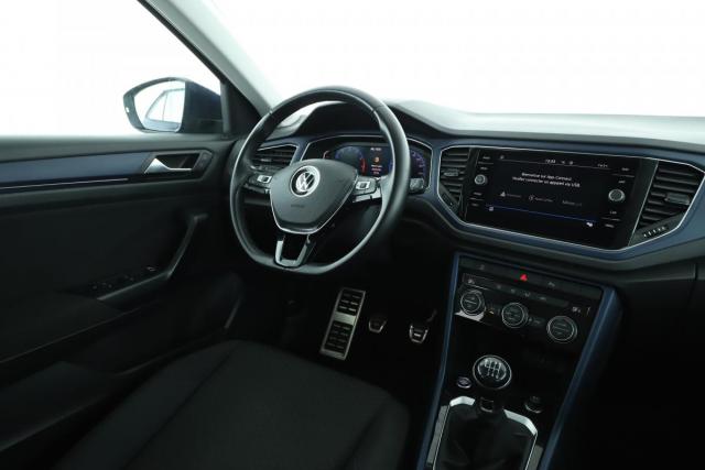 Volkswagen T-Roc image 5