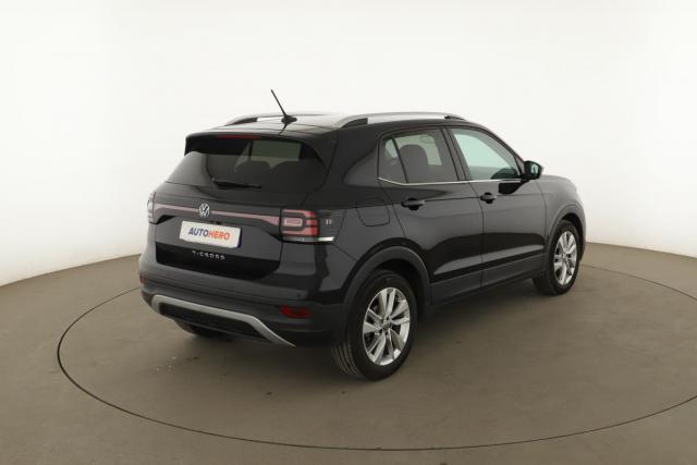 Volkswagen T-Cross image 2