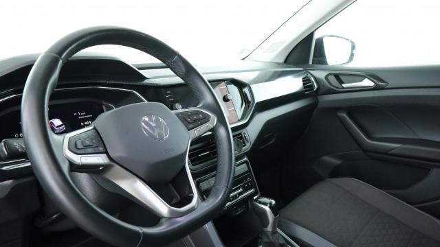 Volkswagen T-Cross image 3