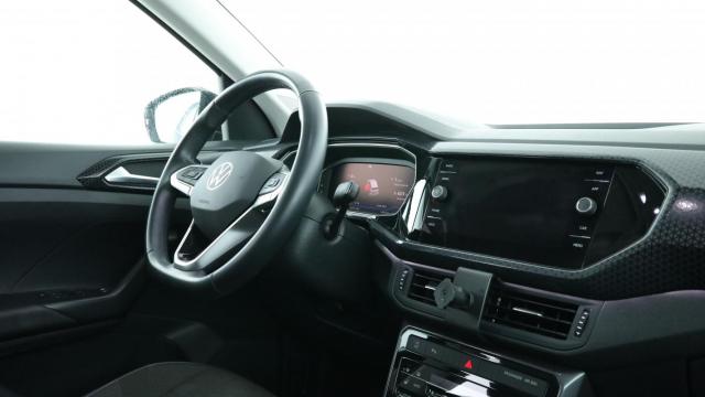 Volkswagen T-Cross image 6