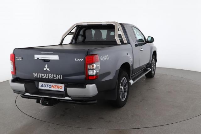 Mitsubishi L200 image 4
