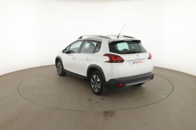 Peugeot 2008 image 9