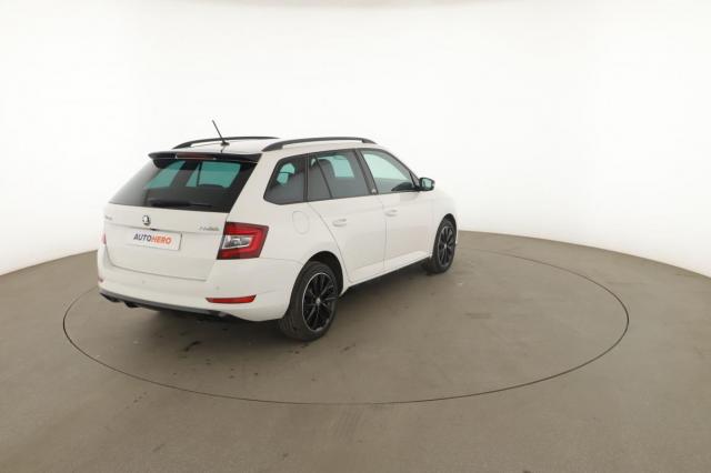 Skoda Fabia image 8