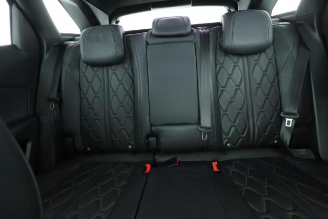 Peugeot 3008 image 6