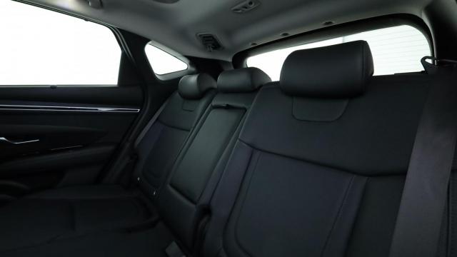 Hyundai Tucson image 9