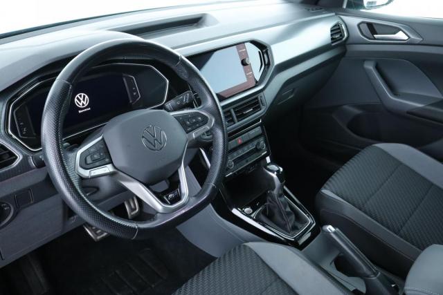 Volkswagen T-Cross image 9
