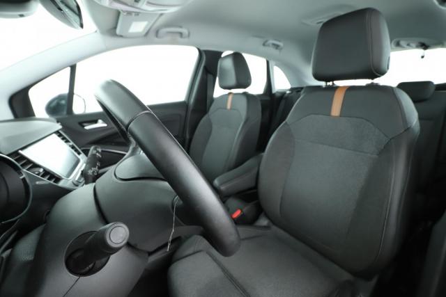 Opel Crossland image 3