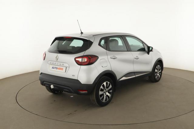 Renault Captur image 1