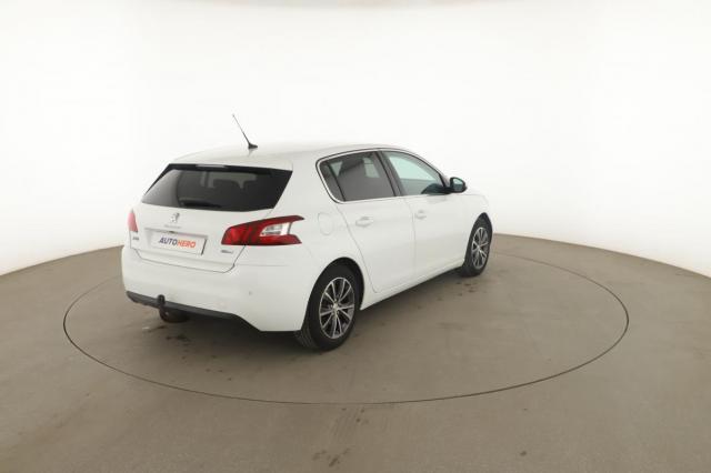 Peugeot 308 image 7