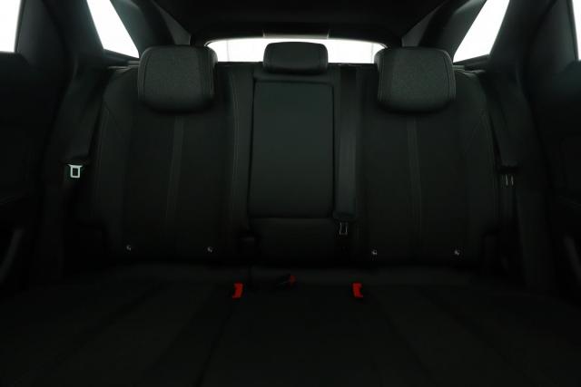 Peugeot 3008 image 1