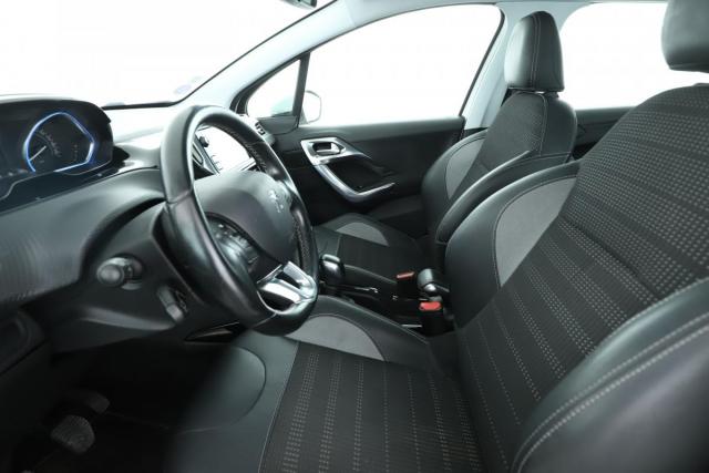 Peugeot 2008 image 5