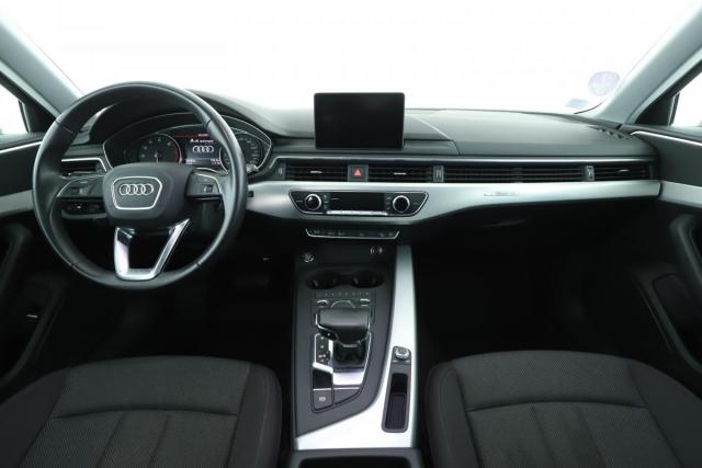 Audi A4 Allroad image 8