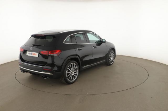 Mercedes Benz Gla image 5