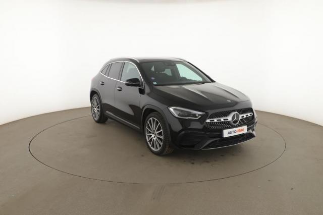 Mercedes Benz Gla image 1